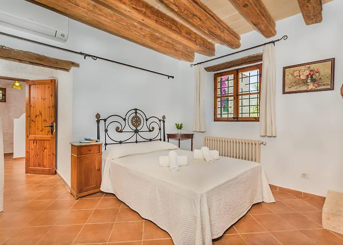 Villa Llobera Abaix *